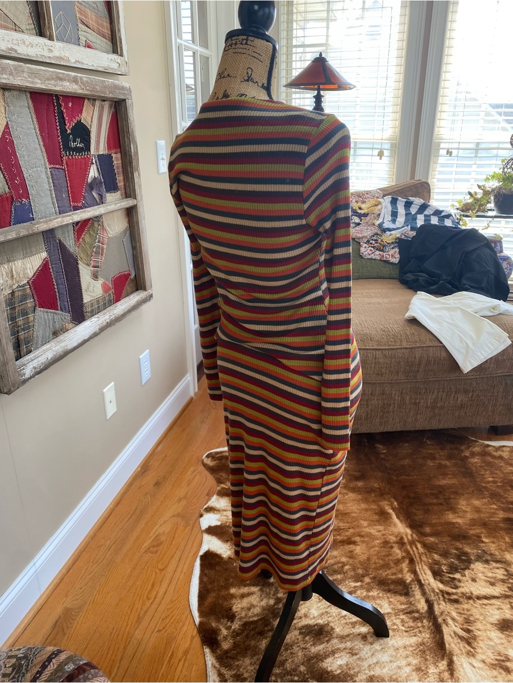 Striped Body Con Dress - Picture 5 of 6